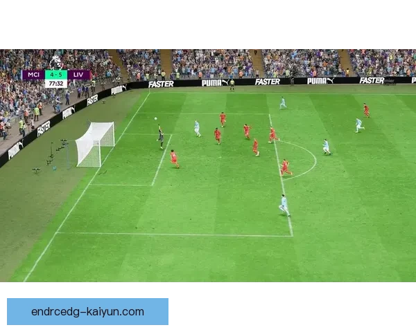 奥坎波斯独特射门方式引发足球界热潮，技术讨论值得关注