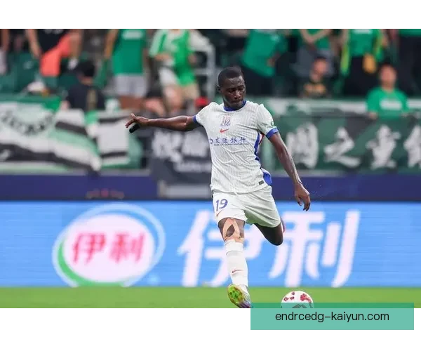 上海申花冬训计划即将启动，期待球队状态持续提升并迎接新赛季挑战